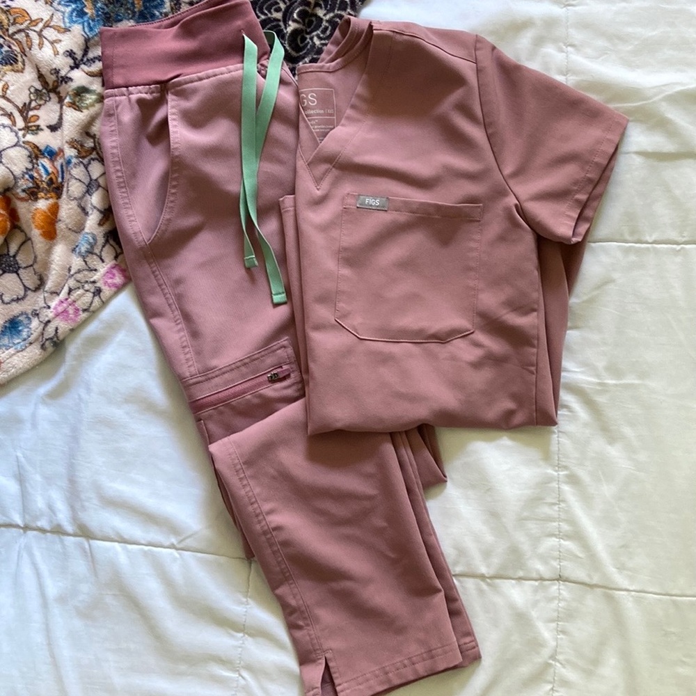 Figs Mineral Mauve XXSP Set